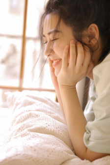 美女拔萝卜玩具